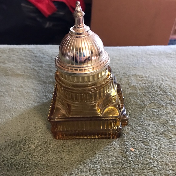 Avon “Capitol” Bottle. - Picture 2 of 3
